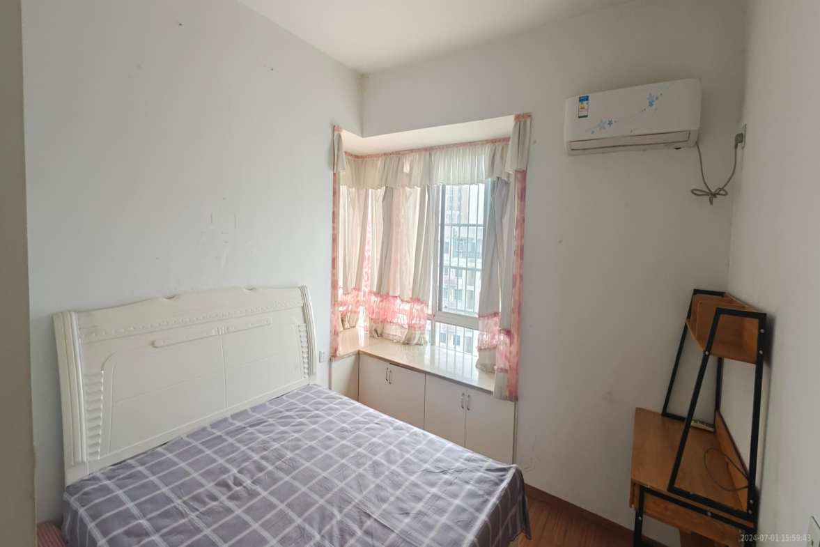 山河锦园 2室2厅1卫 1500.0元/月 山河锦园 2室2厅1卫 1500.0元/月室内图