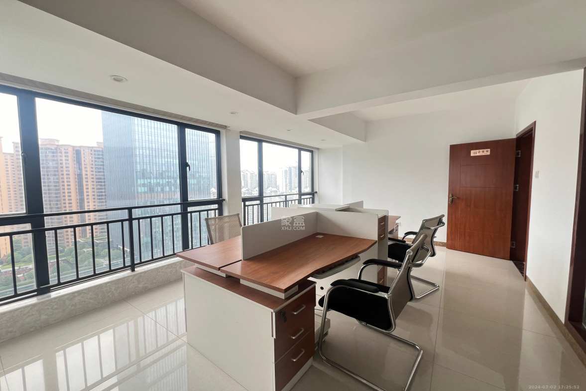 东城港 1室1厅1卫 13000.0元/月 东城港 1室1厅1卫 13000.0元/月室内图