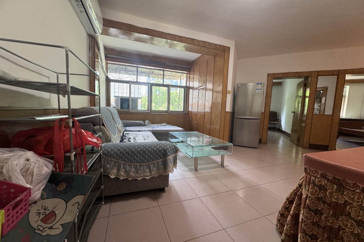 八一橡胶厂（长青中街)  1室0厅0卫    700.0元/月户型图