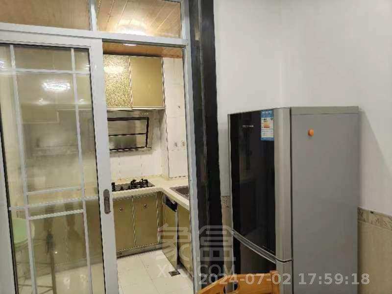 东方花园 2室2厅1卫 1600.0元/月 东方花园 2室2厅1卫 1600.0元/月室内图