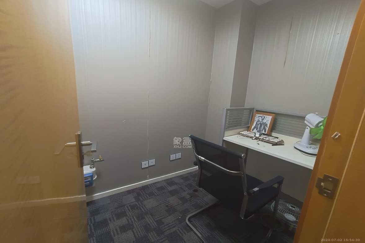 德思勤城市广场(宝格丽公寓) 2室1厅1卫 2800.0元/月 德思勤城市广场(宝格丽公寓) 2室1厅1卫 2800.0元/月室内图