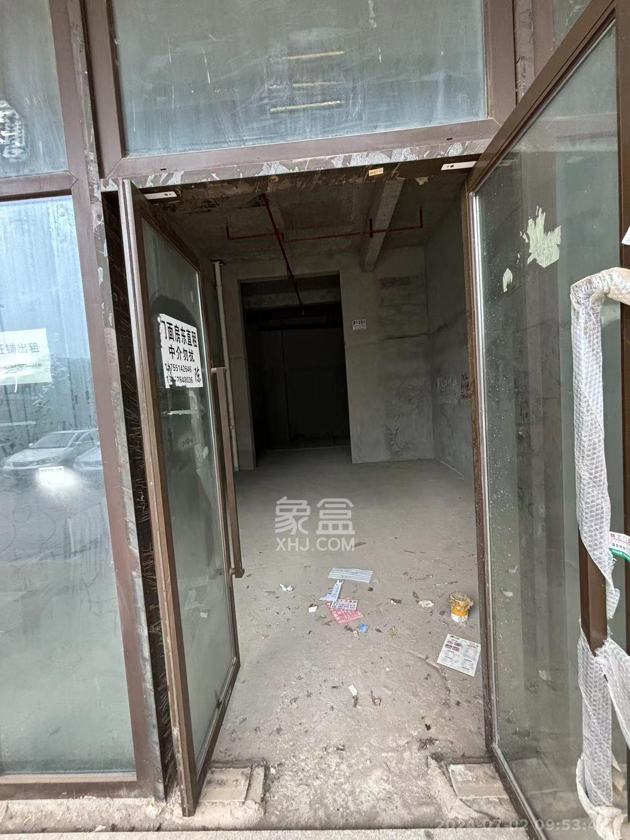 卓越蔚蓝城邦   58.45㎡     3000.00元/月室内图