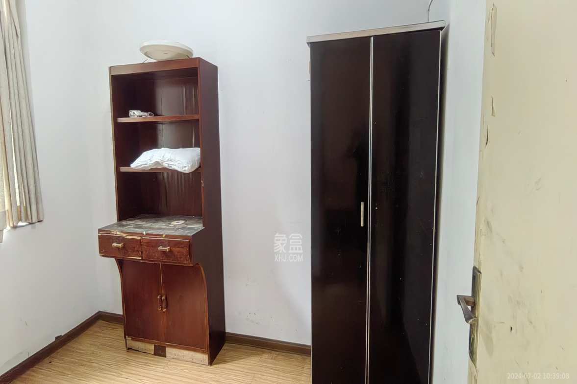 省计量院  3室2厅1卫   1400.00元/月室内图