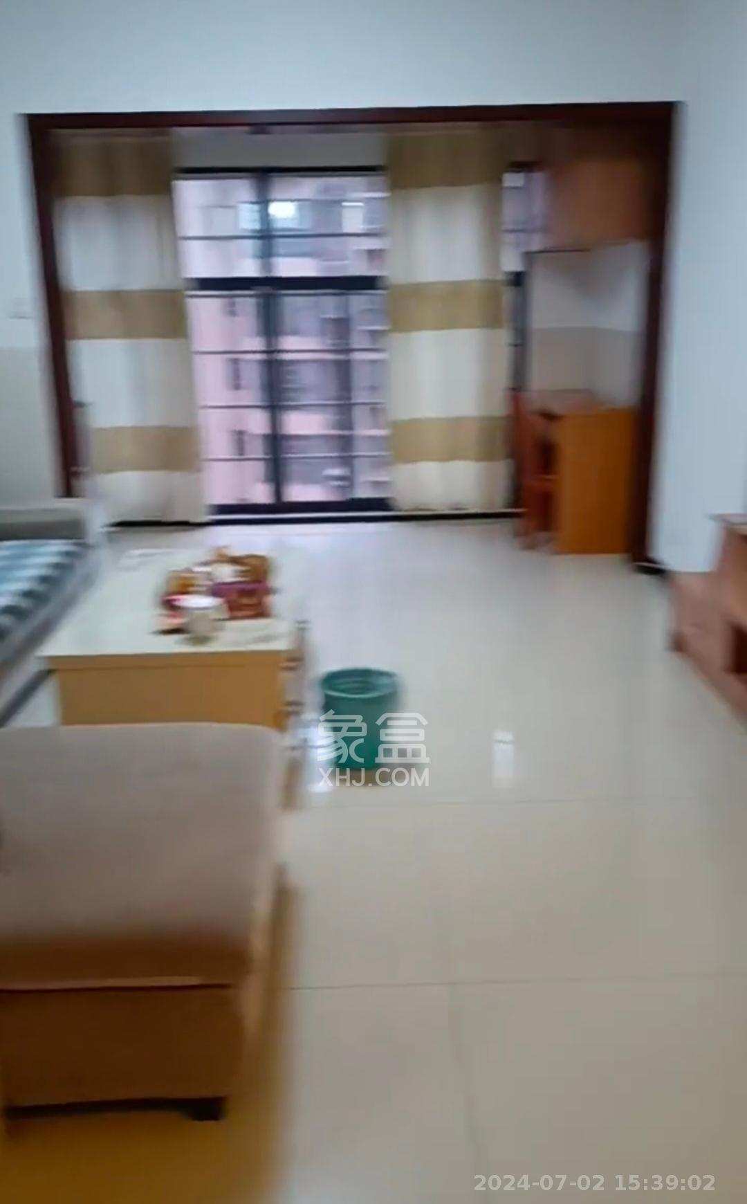 家兴苑  2室1厅1卫   2200.00元/月室内图1