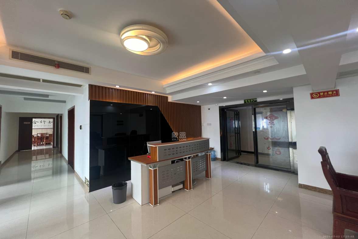 东城港 1室1厅1卫 13000.0元/月 东城港 1室1厅1卫 13000.0元/月室内图