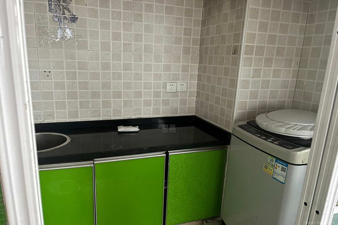 时尚新天地(平和堂) 1室1厅1卫 1100.0元/月 时尚新天地(平和堂) 1室1厅1卫 1100.0元/月室内图