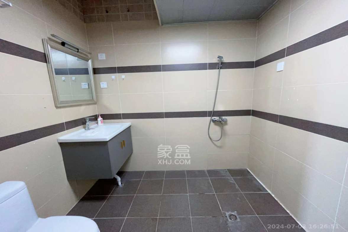 奥克斯广场  1室1厅1卫   3600.00元/月室内图1