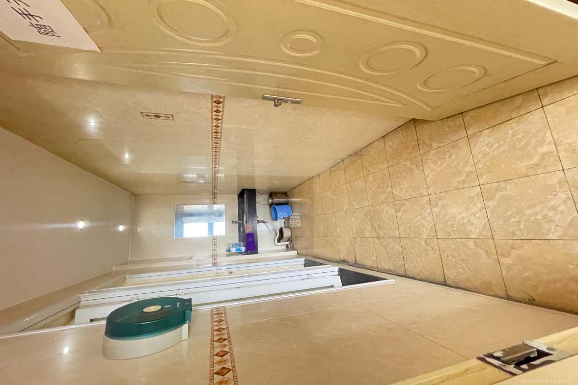 和庄  4室2厅1卫    6000.0元/月室内图