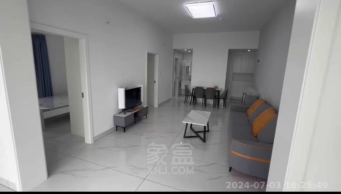 中泰财富湘江  2室2厅1卫    2300.0元/月