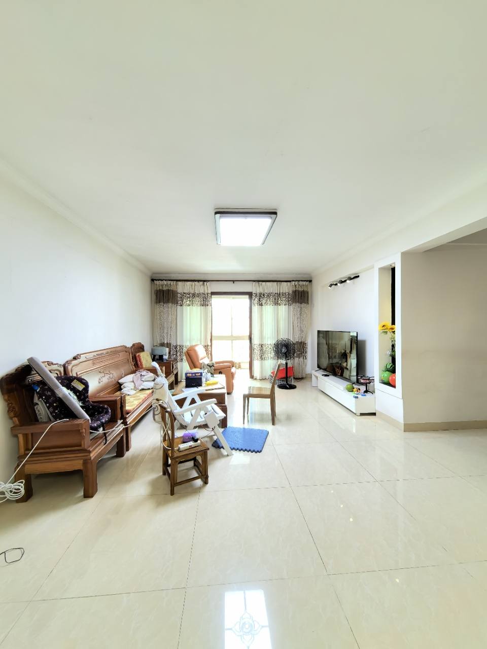 翔龙小区  4室2厅2卫   173.00万室内图1