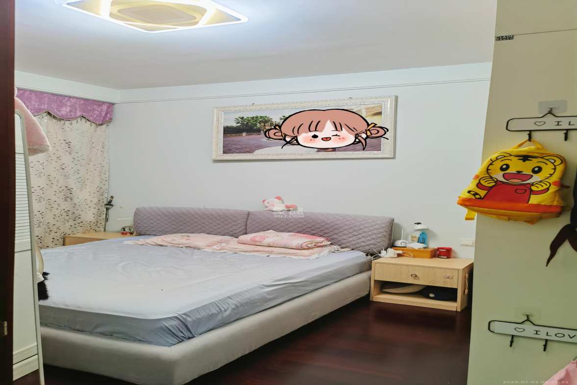 中海国际二期  3室2厅2卫    2400.0元/月 中海国际二期  3室2厅2卫    2400.0元/月室内图