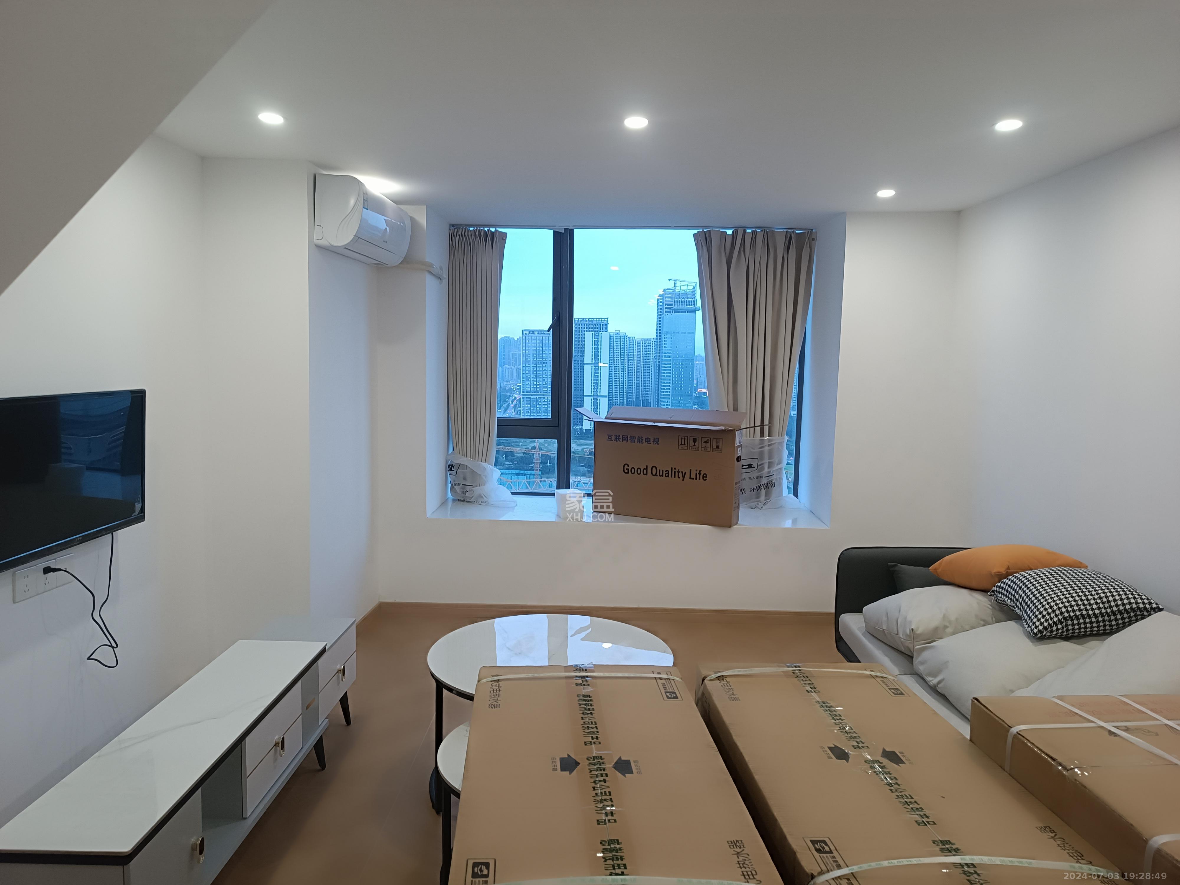 佳兆业云顶都汇  1室1厅1卫   2100.00元/月