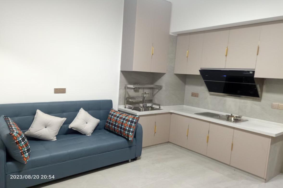 新九龙环球商业广场 0室0厅0卫 1200.0元/月 新九龙环球商业广场 0室0厅0卫 1200.0元/月室内图