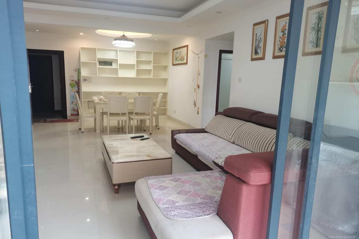 东鼎紫园  3室2厅2卫    2100.0元/月室内图