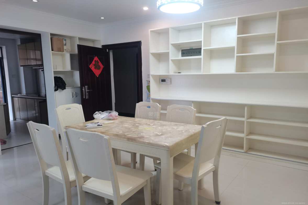 东鼎紫园  3室2厅2卫    2100.0元/月小区图