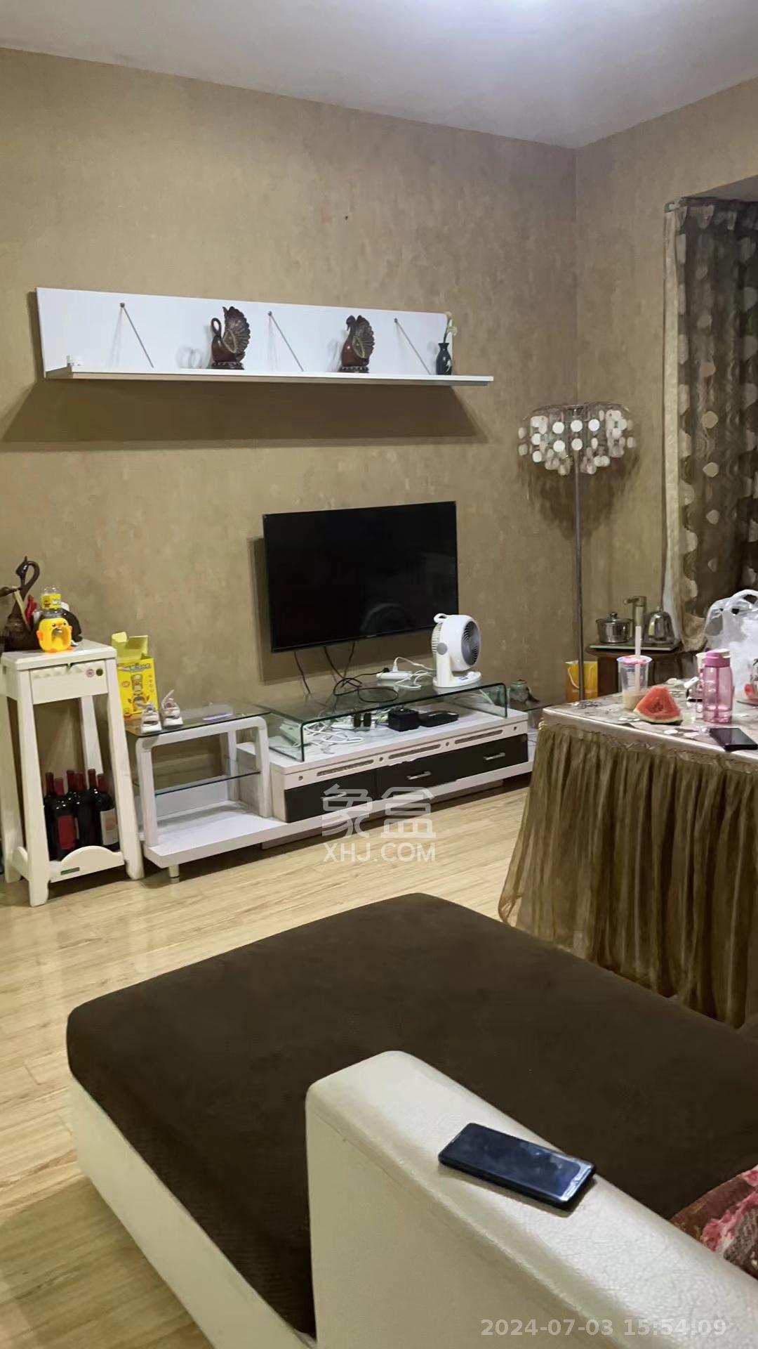 湘江世纪城豪江苑  2室2厅1卫    2300.0元/月 湘江世纪城豪江苑  2室2厅1卫    2300.0元/月室内图