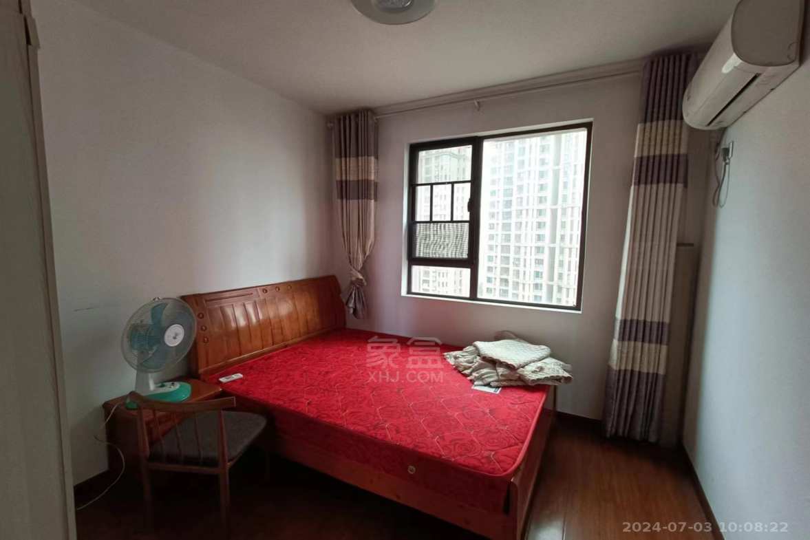 中欧昆仑首府 3室2厅2卫 1800.0元/月 中欧昆仑首府 3室2厅2卫 1800.0元/月室内图