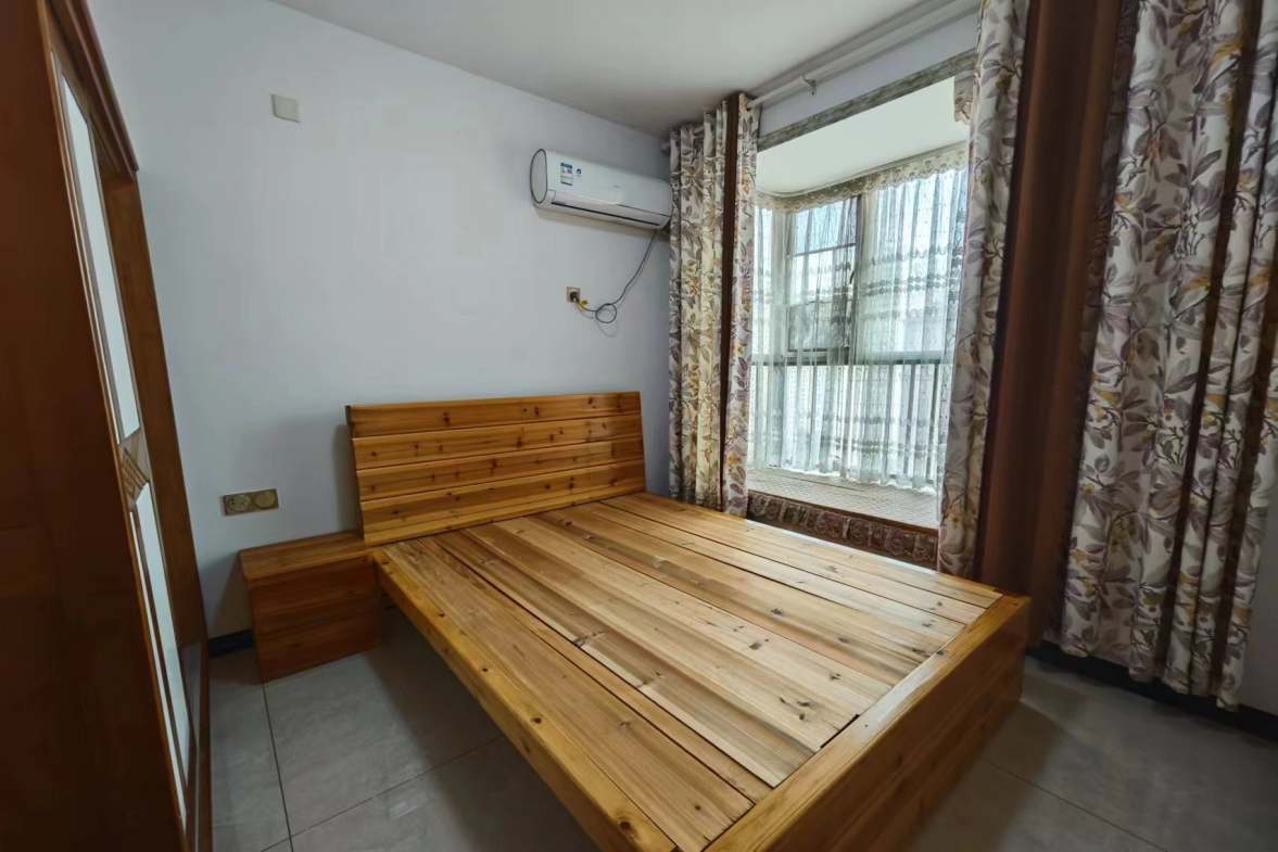 江溪安置小区 3室2厅1卫 1600.0元/月 江溪安置小区 3室2厅1卫 1600.0元/月室内图