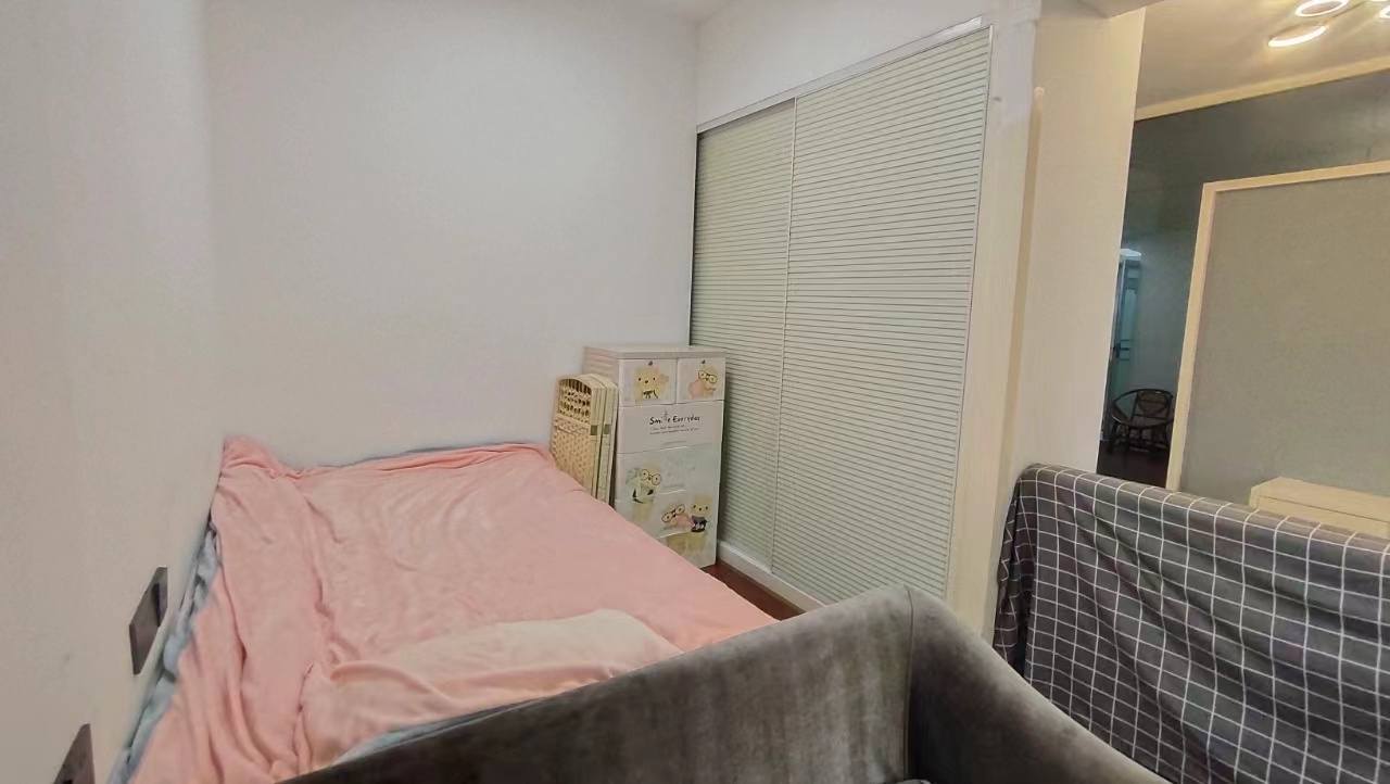 名仕华府  1室0厅0卫   1400.00元/月室内图