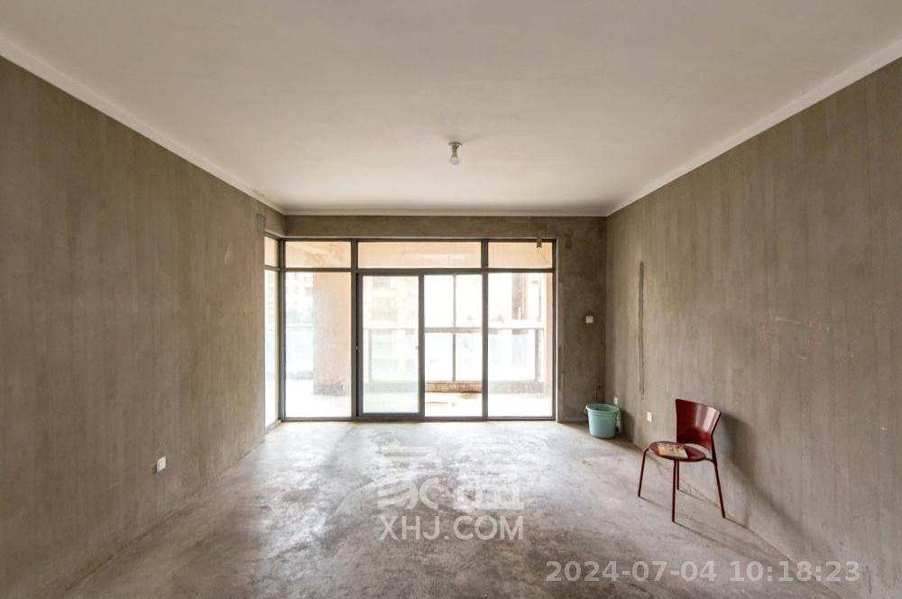 中城丽景香山园  3室2厅2卫   1800.00元/月室内图