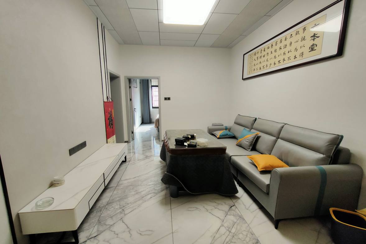 娄底技师学院家属院  3室2厅1卫    1800.0元/月室内图