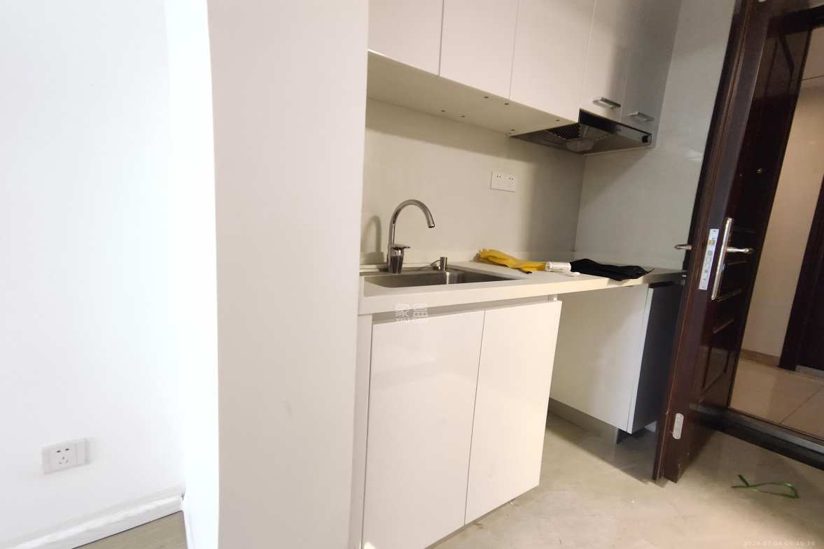 中海国际二期  1室1厅1卫    1100.0元/月 中海国际二期  1室1厅1卫    1100.0元/月室内图