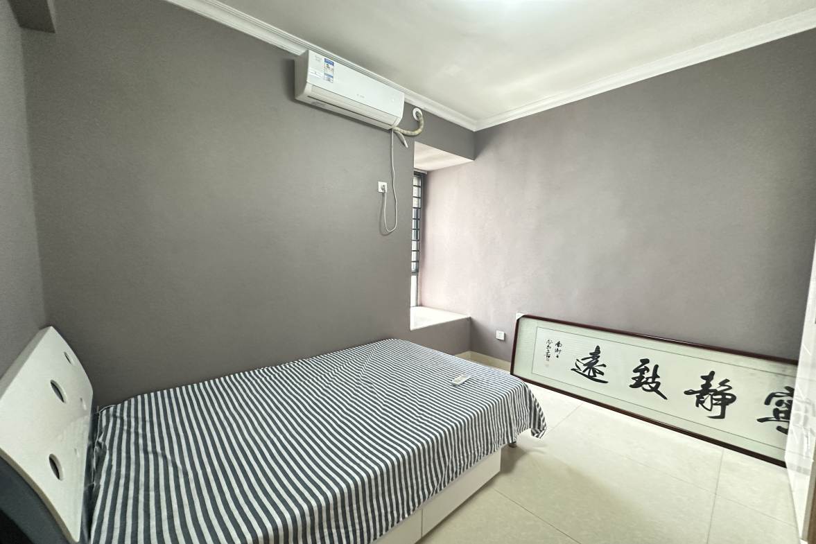 愉景湾东域  3室2厅1卫   1800.00元/月室内图