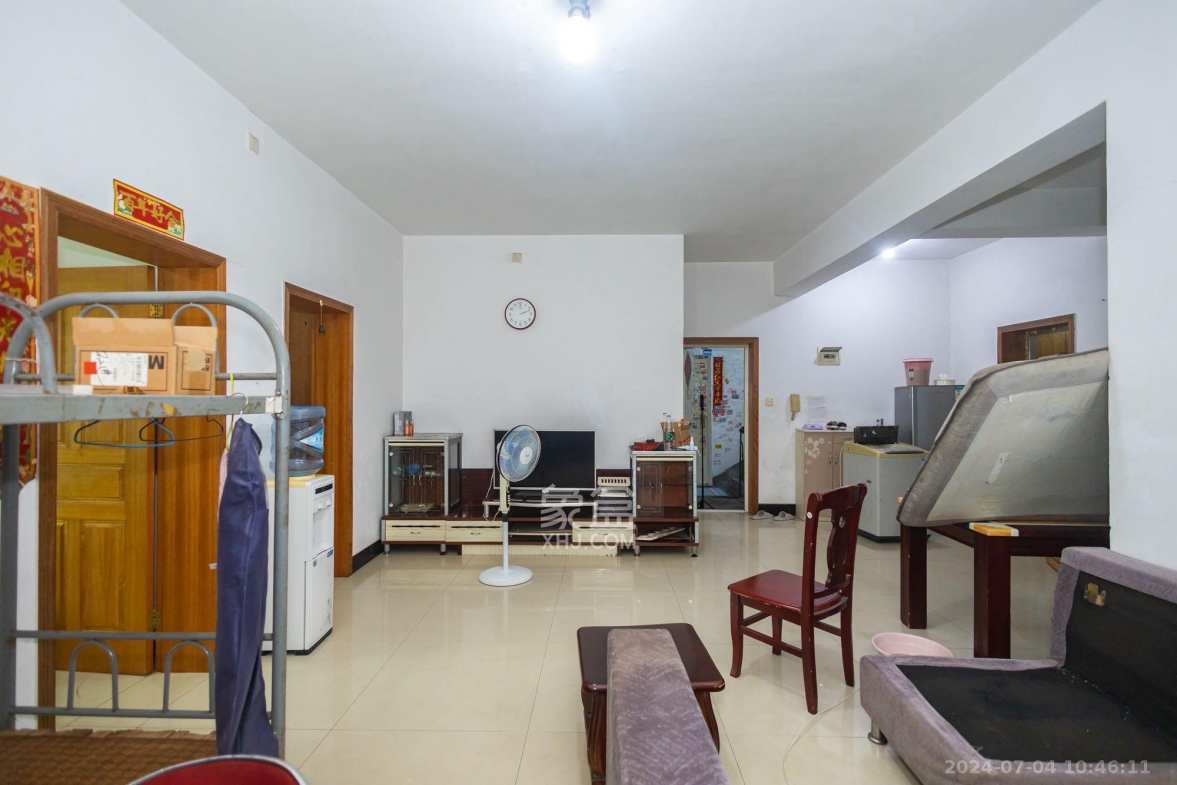 中南汽车世界 3室2厅2卫 1000.0元/月 中南汽车世界 3室2厅2卫 1000.0元/月室内图