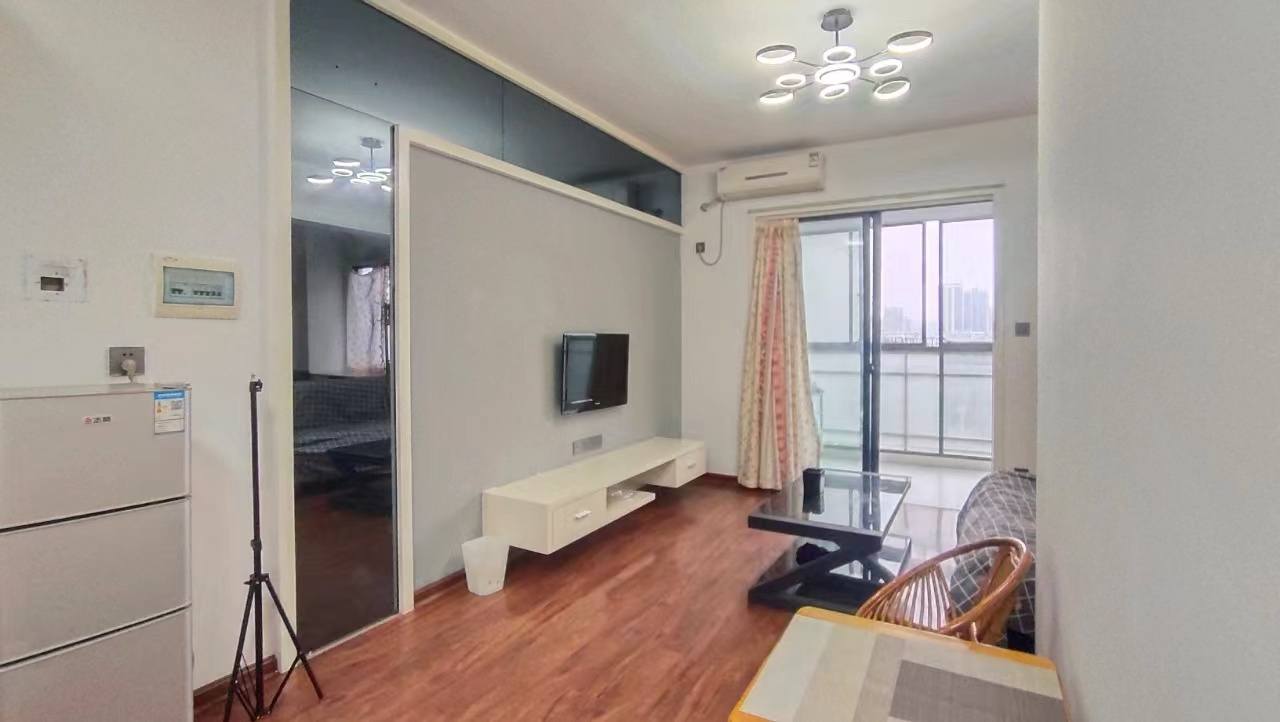 名仕华府  1室0厅0卫   1400.00元/月室内图