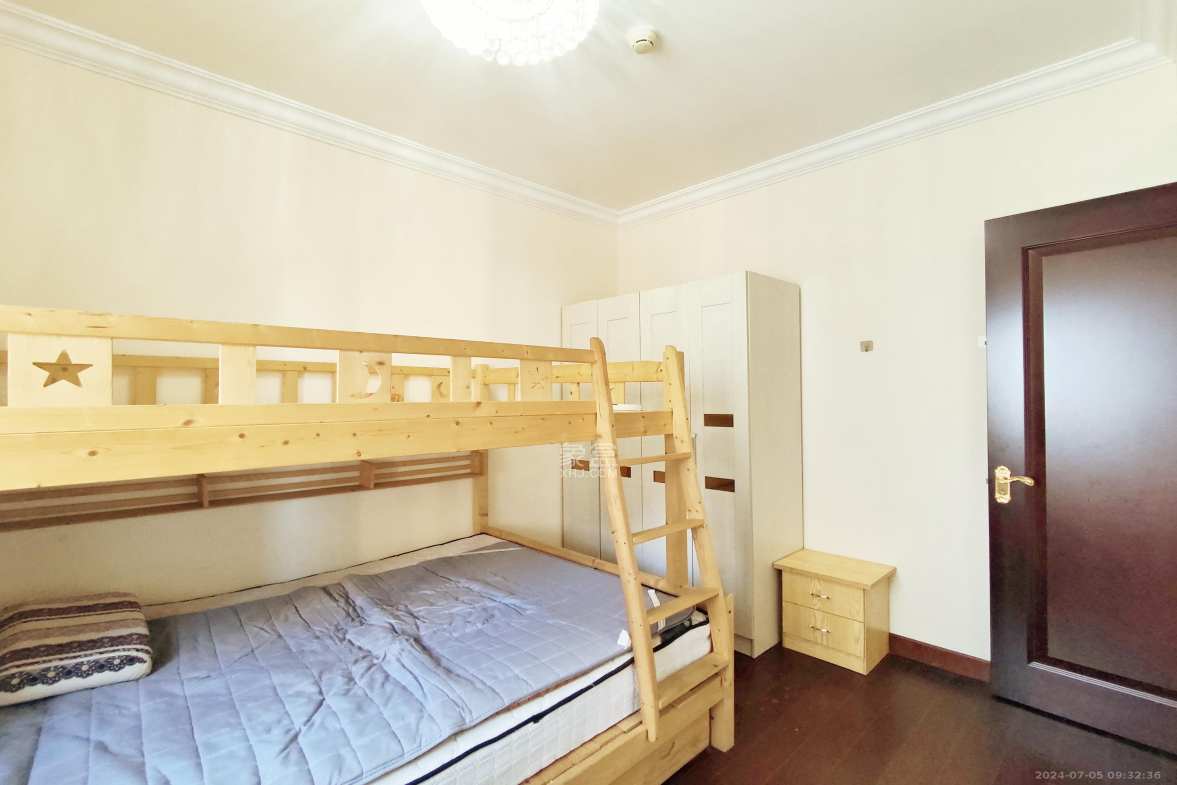 恒大御景半岛锦绣苑  3室2厅2卫    3200.0元/月 恒大御景半岛锦绣苑  3室2厅2卫    3200.0元/月室内图