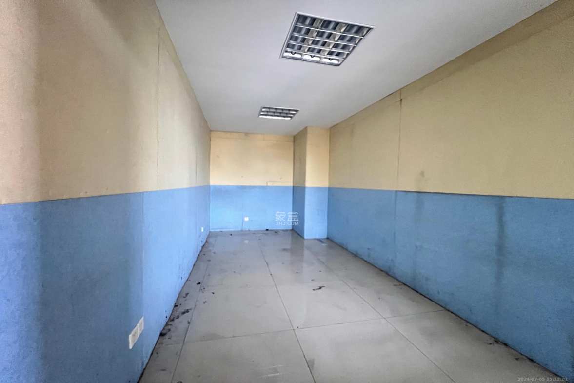 兴威名座 2室1厅1卫 2300.0元/月 兴威名座 2室1厅1卫 2300.0元/月室内图