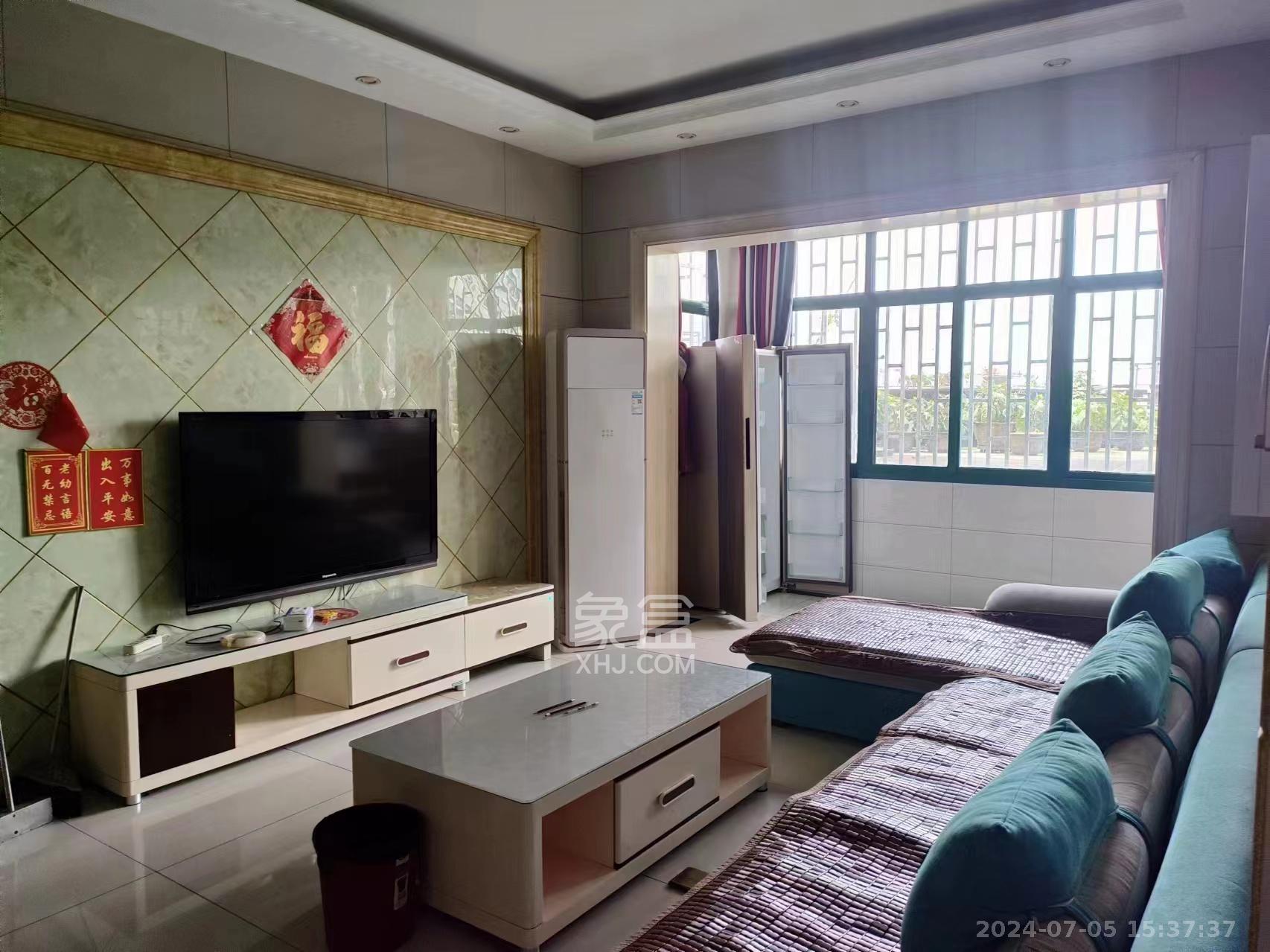 红建滨水铭城  3室2厅1卫    1500.0元/月