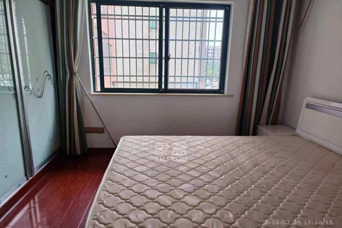 红建滨水铭城  3室2厅1卫   1500.00元/月室内图