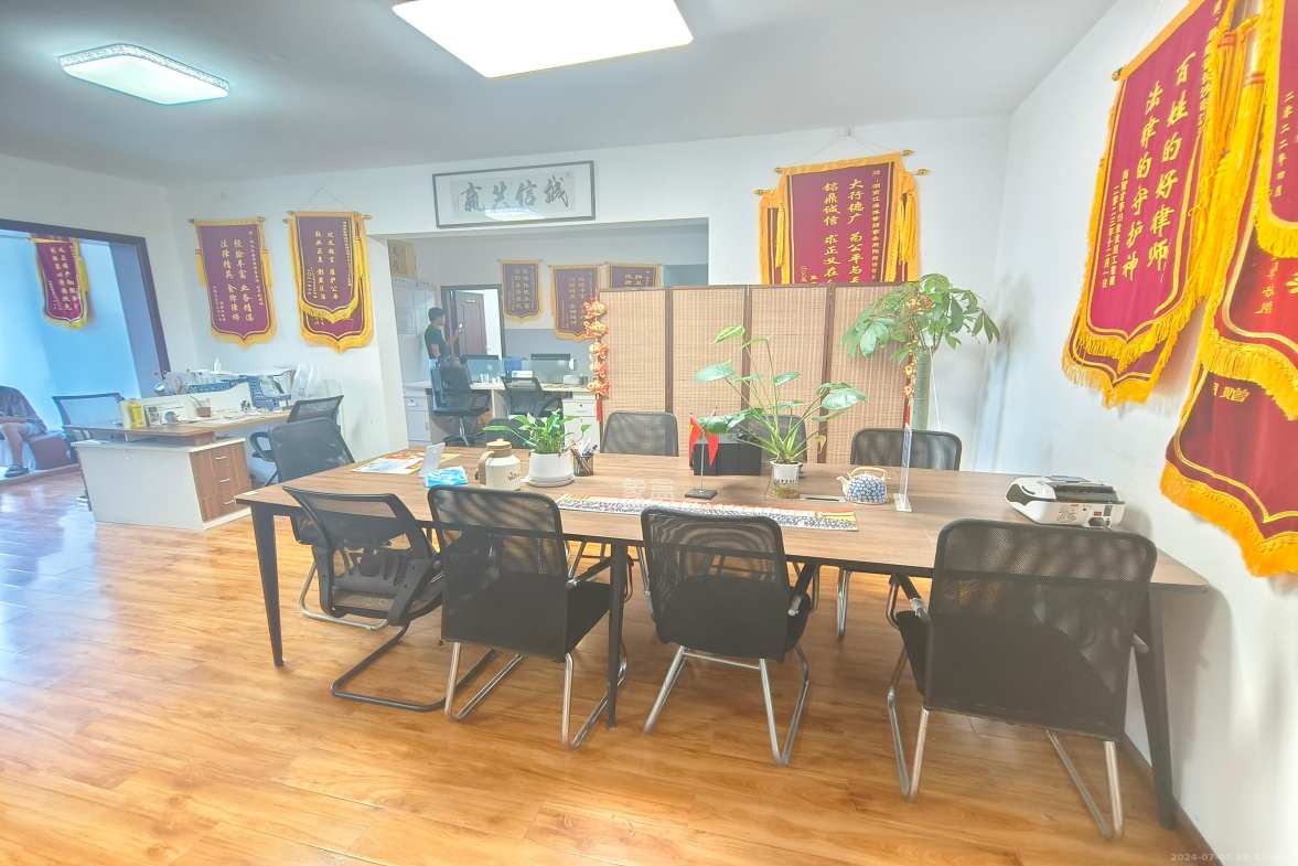 建鸿达现代公寓  1室1厅1卫   4800.00元/月室内图