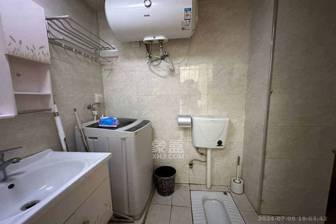 达美D6区  1室1厅1卫    1500.0元/月室内图