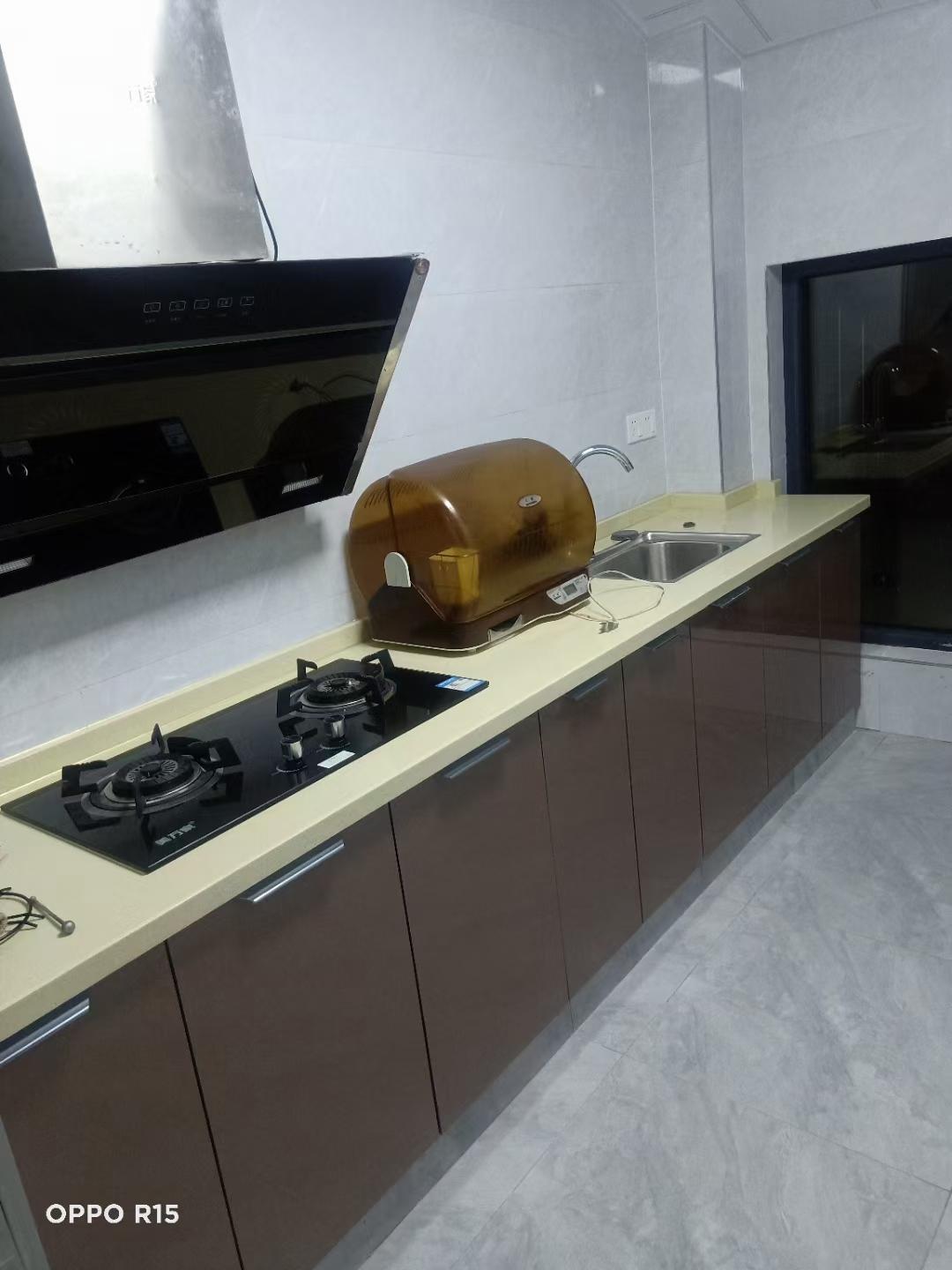 滨江名都  3室1厅1卫    1800.0元/月室内图