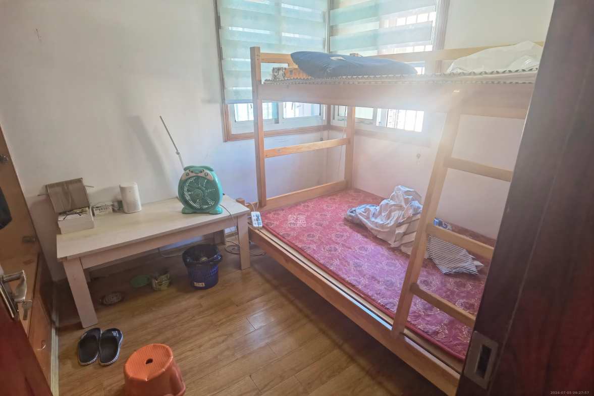 建鸿达现代公寓  2室2厅1卫   2200.00元/月室内图
