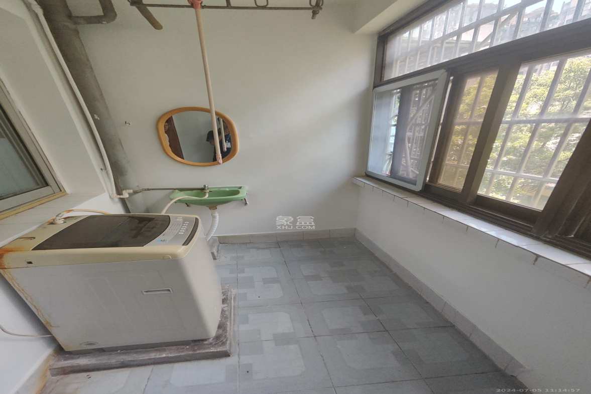 庆海小区  2室2厅1卫   1400.00元/月室内图