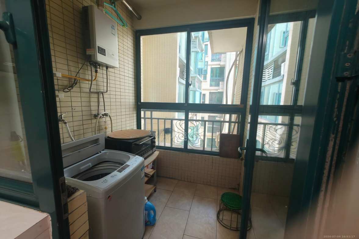 恒大华府  2室2厅1卫    2200.0元/月室内图