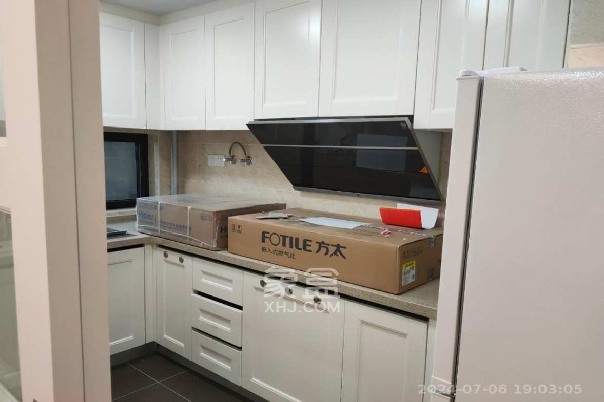 万科魅力之城锋镜里  3室2厅2卫    3300.0元/月 万科魅力之城锋镜里  3室2厅2卫    3300.0元/月室内图