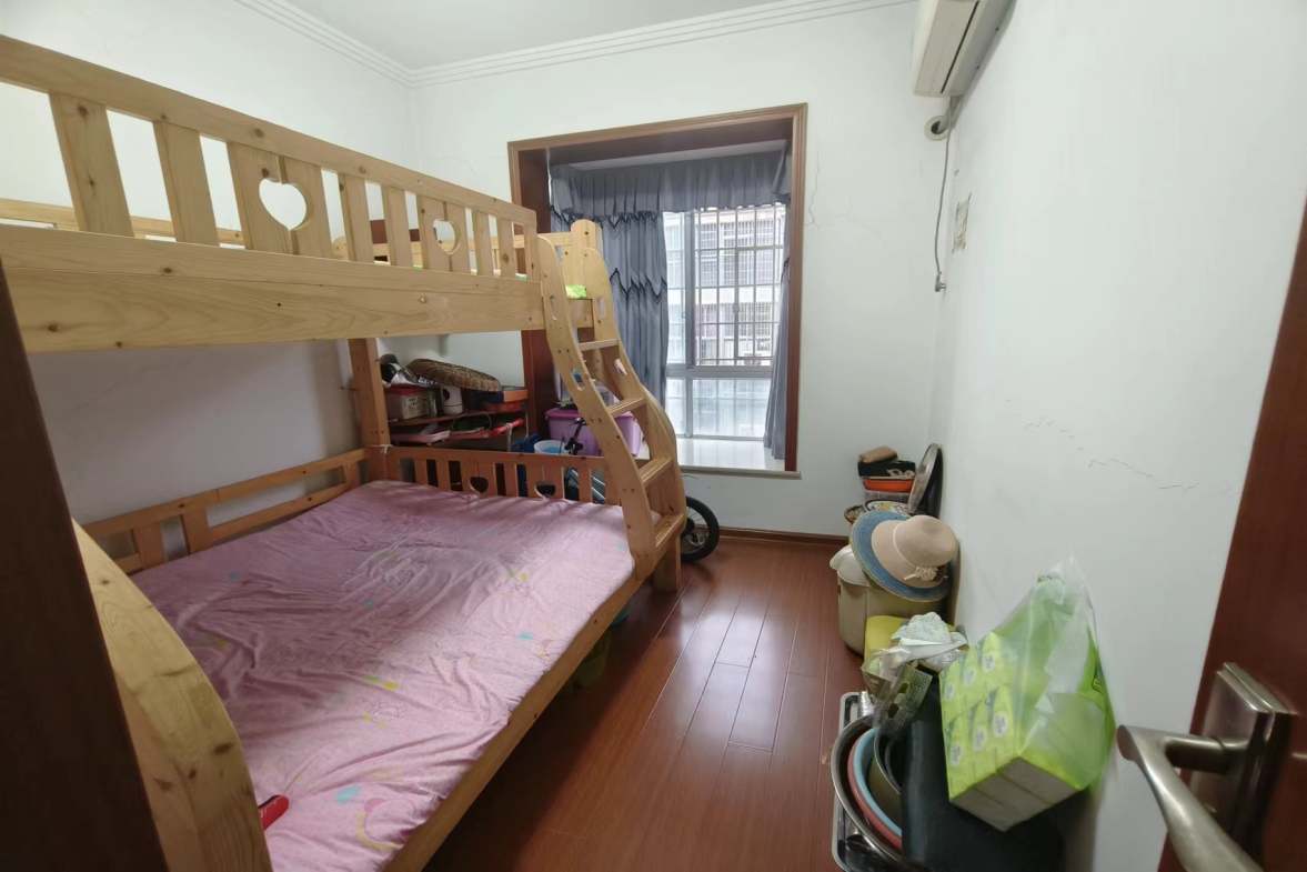 湘中北苑  2室2厅1卫    37.8万 湘中北苑  2室2厅1卫    37.8万室内图