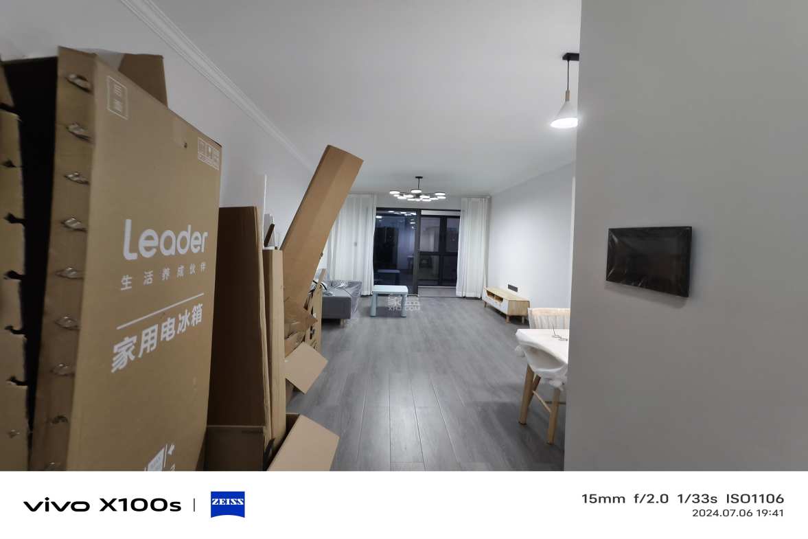 卓越伊景苑 3室2厅2卫 2800.0元/月 卓越伊景苑 3室2厅2卫 2800.0元/月室内图