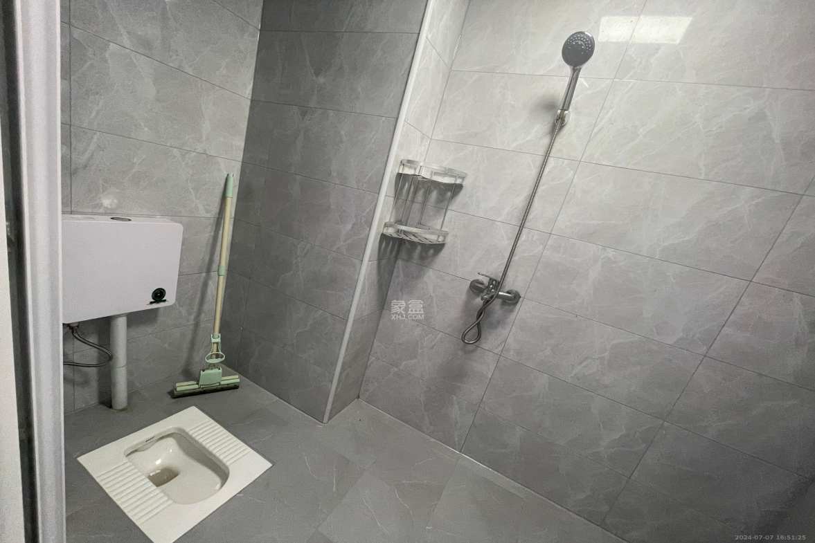 万润时光里  1室0厅0卫    1800.0元/月 万润时光里  1室0厅0卫    1800.0元/月室内图