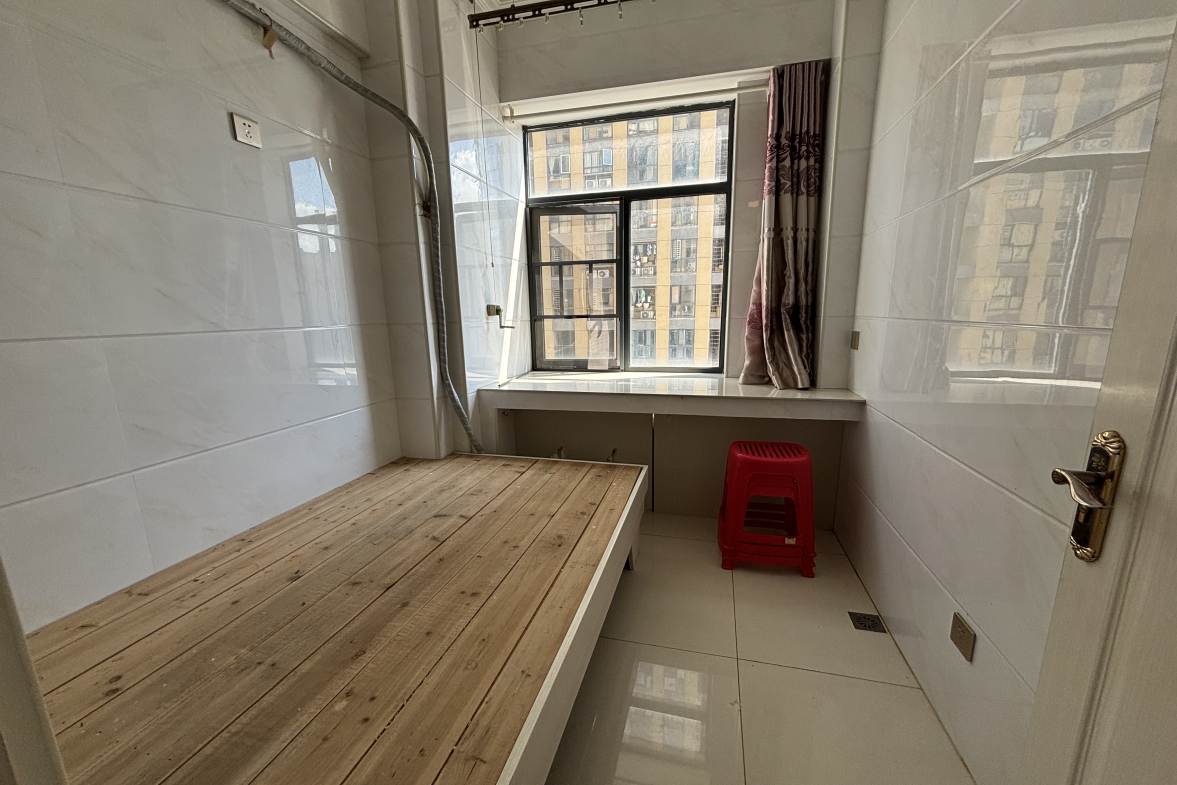 百弘学府城 1室1厅1卫 900.0元/月 百弘学府城 1室1厅1卫 900.0元/月室内图