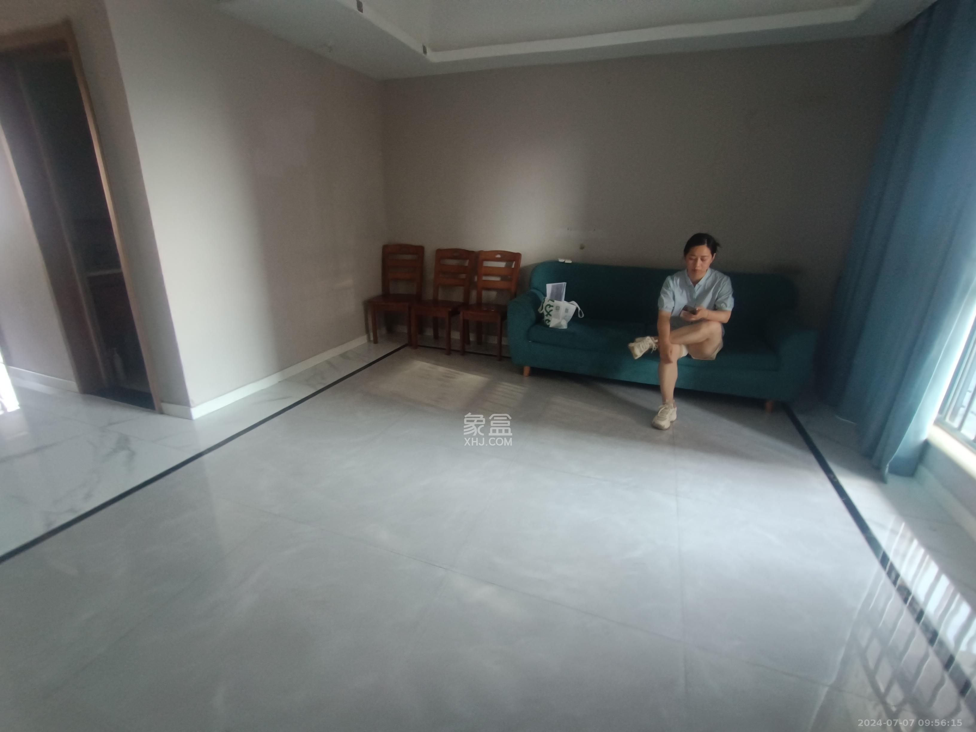 里约荟  3室2厅1卫    3000.0元/月