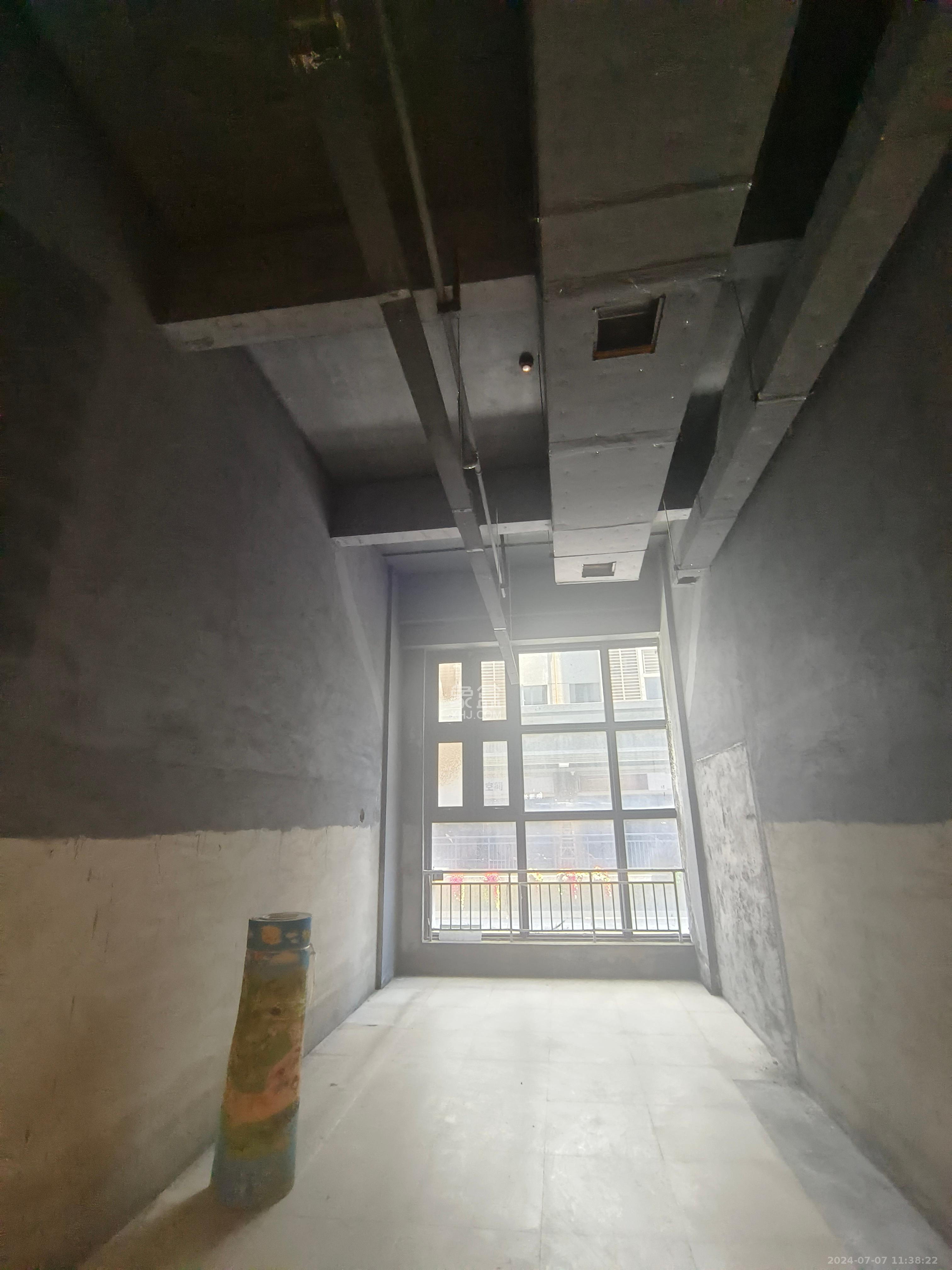 恒大江湾   43.0㎡      1000.0元/月室内图