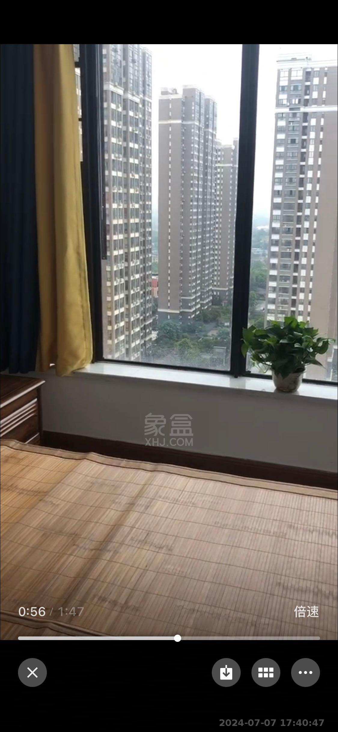 金轮翡翠名园  3室2厅2卫   2000.00元/月室内图