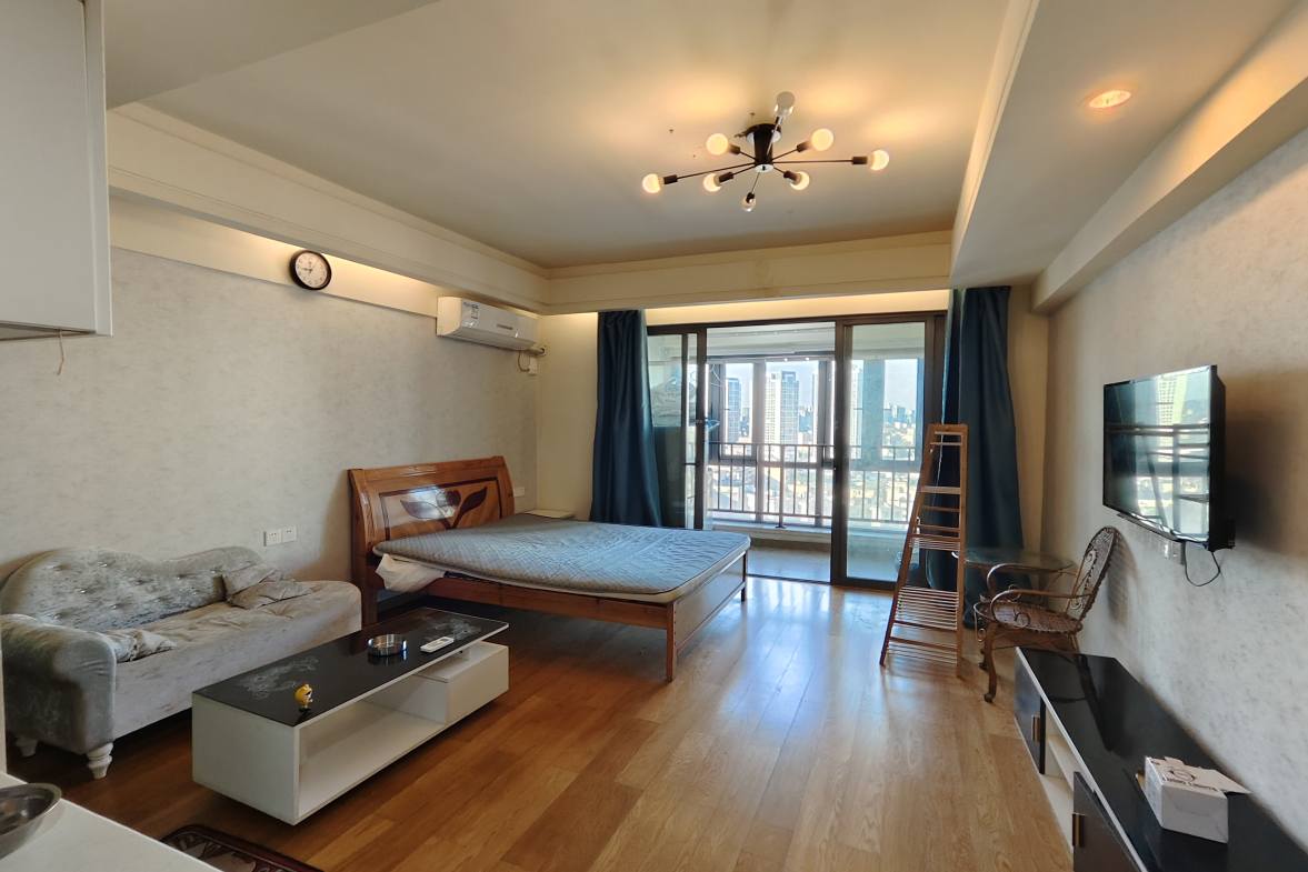 大汉希尔顿  1室1厅1卫    1300.0元/月 大汉希尔顿  1室1厅1卫    1300.0元/月户型图