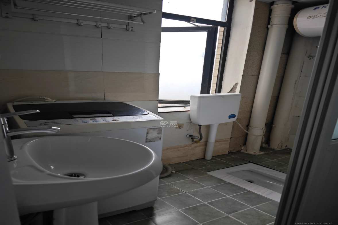 96301部队小区  1室0厅0卫   800.00元/月室内图