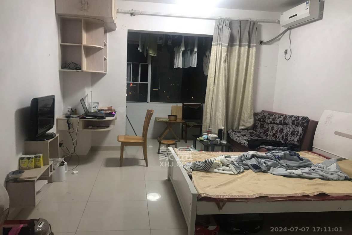 万科魅力之城  1室1厅1卫   1400.00元/月室内图